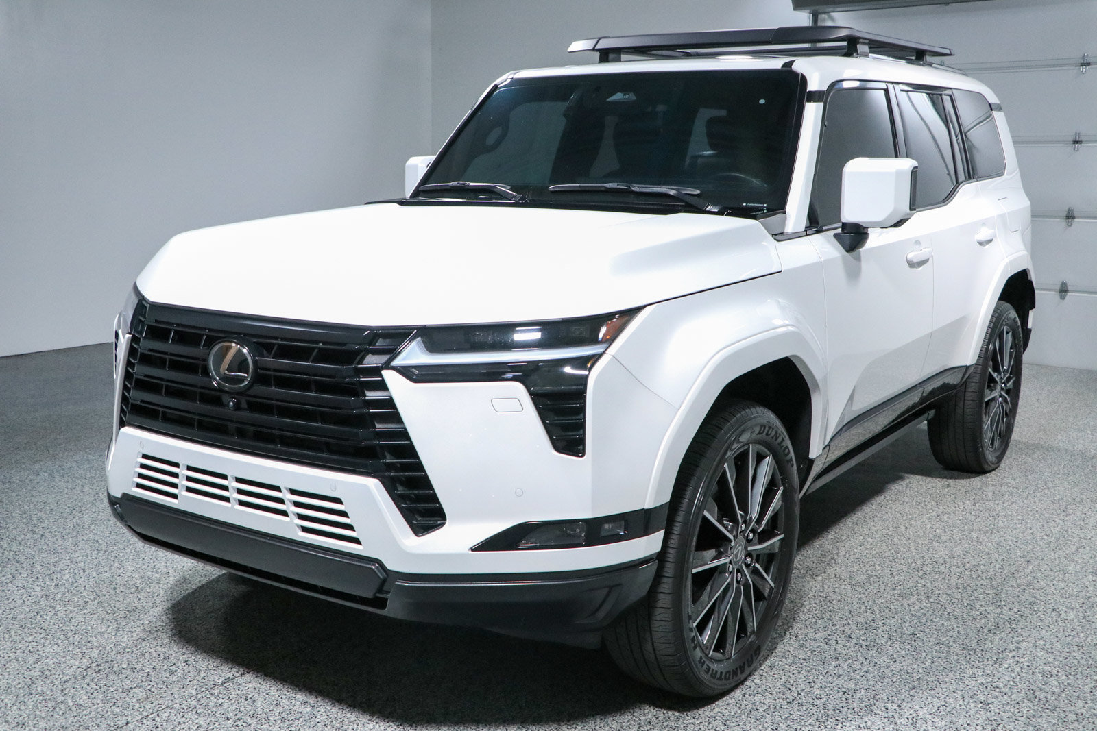 Used 2025 Lexus GX 550 w/ Accessory Package (2T) AWD/4WD image 37