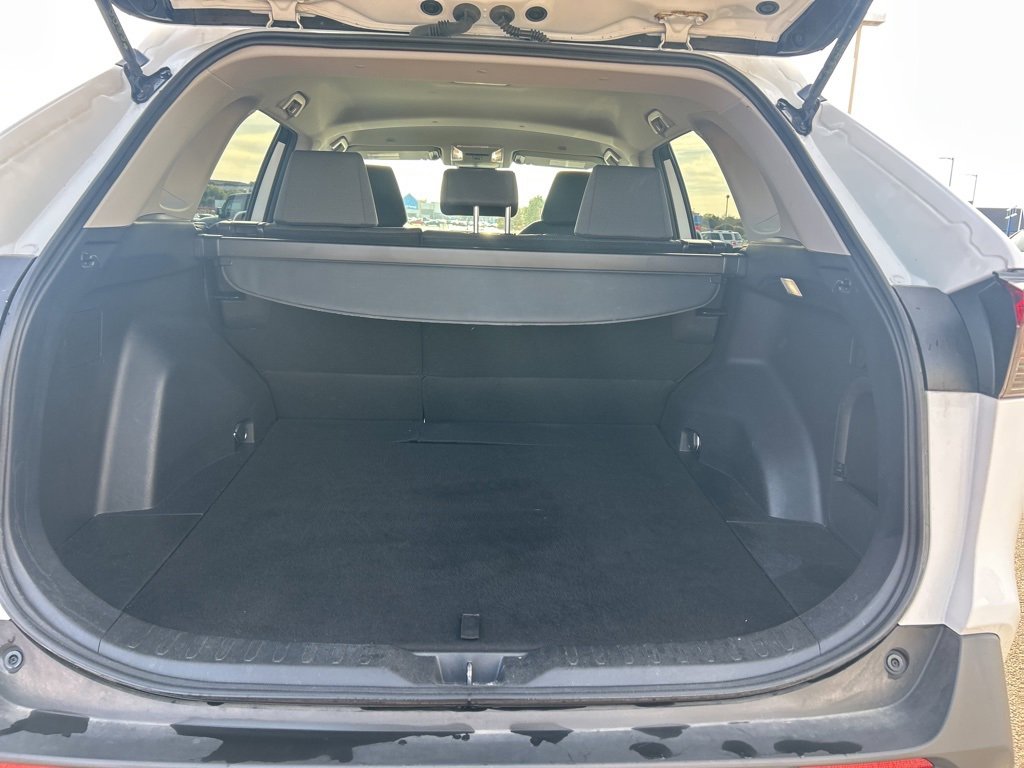 Used 2025 Toyota RAV4 XLE image 21