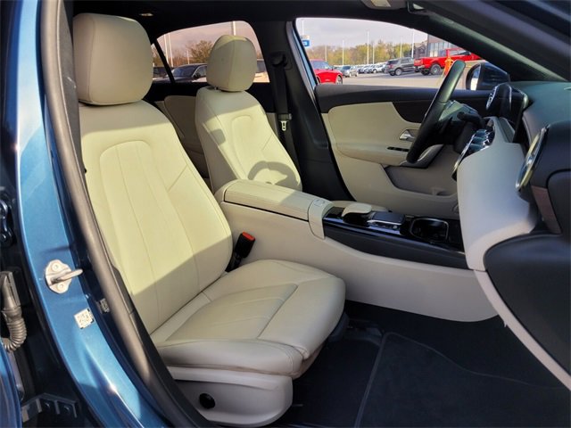 Used 2021 Mercedes-Benz A 220 image 14