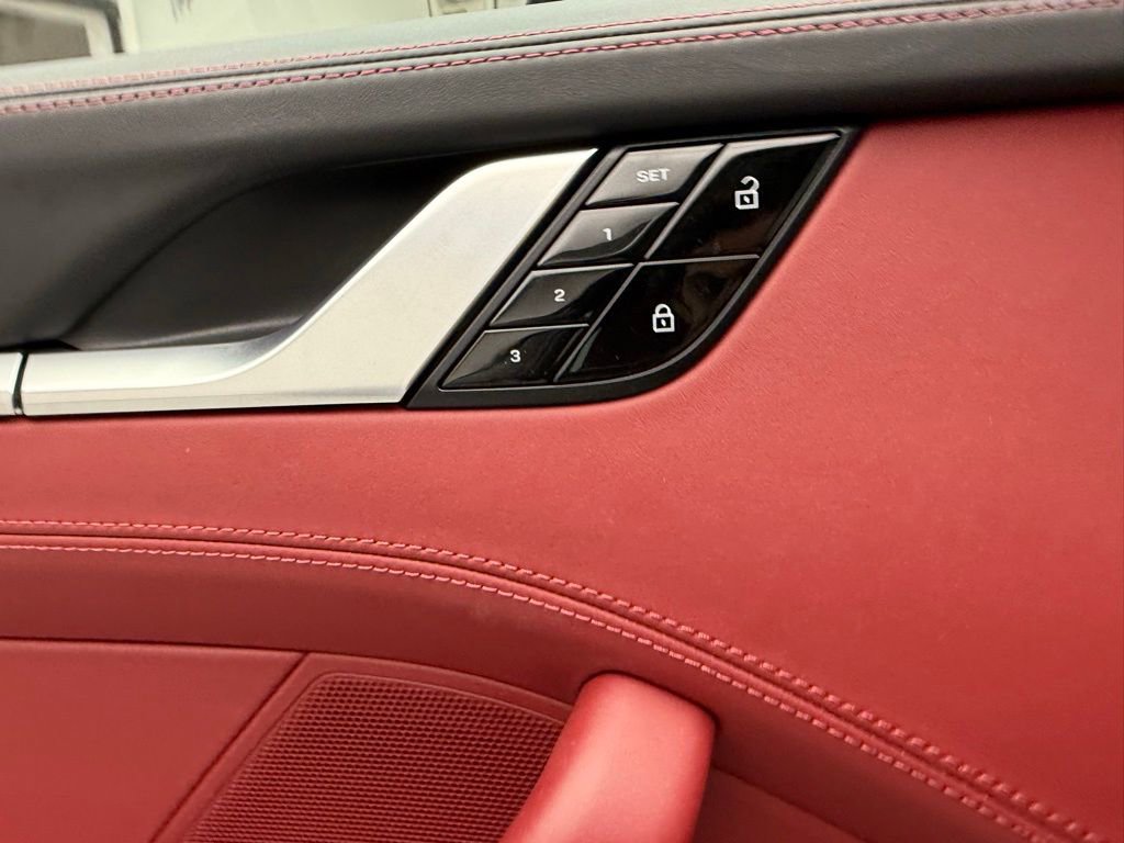 Used 2021 Porsche 911 Carrera S image 20