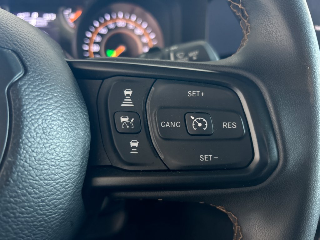 Used 2024 Jeep Wrangler Unlimited Sport AWD/4WD image 17