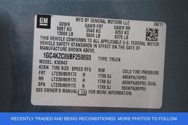 Used 2011 Chevrolet Silverado 3500 W/T AWD/4WD image 25