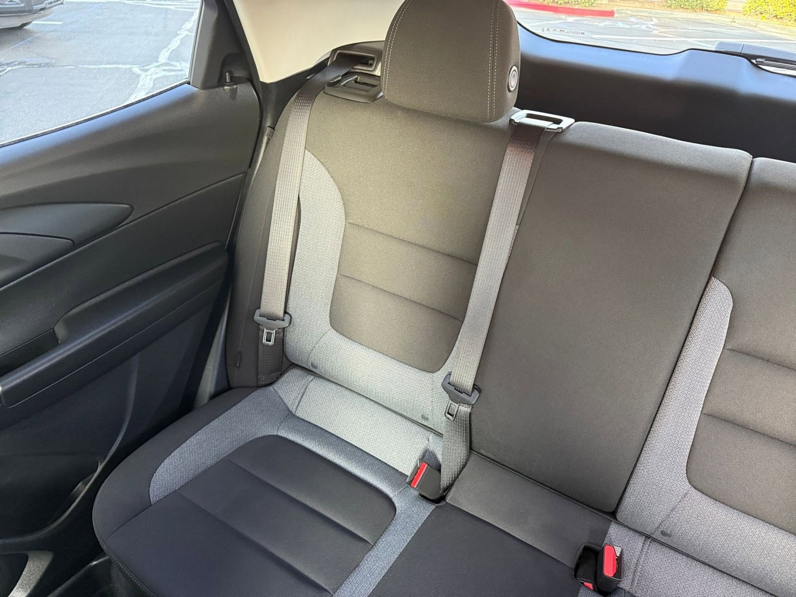 Used 2025 Chevrolet TrailBlazer LT image 37