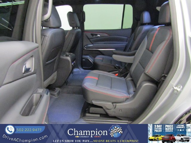 Used 2024 Chevrolet Traverse RS AWD/4WD image 20