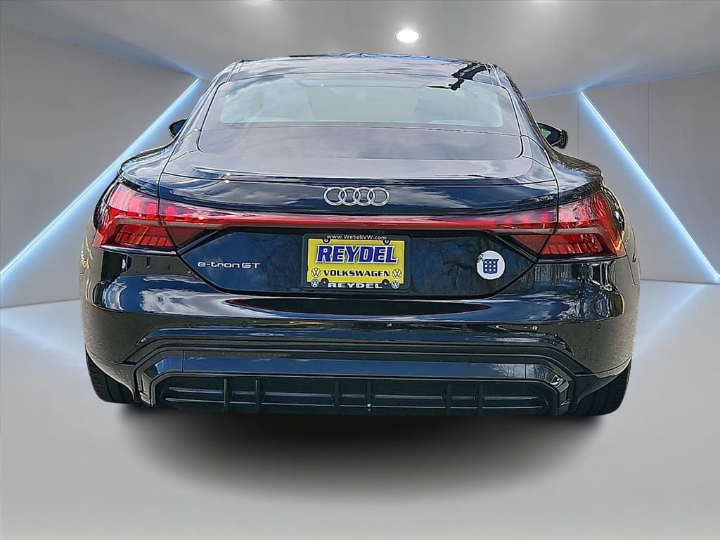 Used 2023 Audi e-tron GT Premium Plus image 6