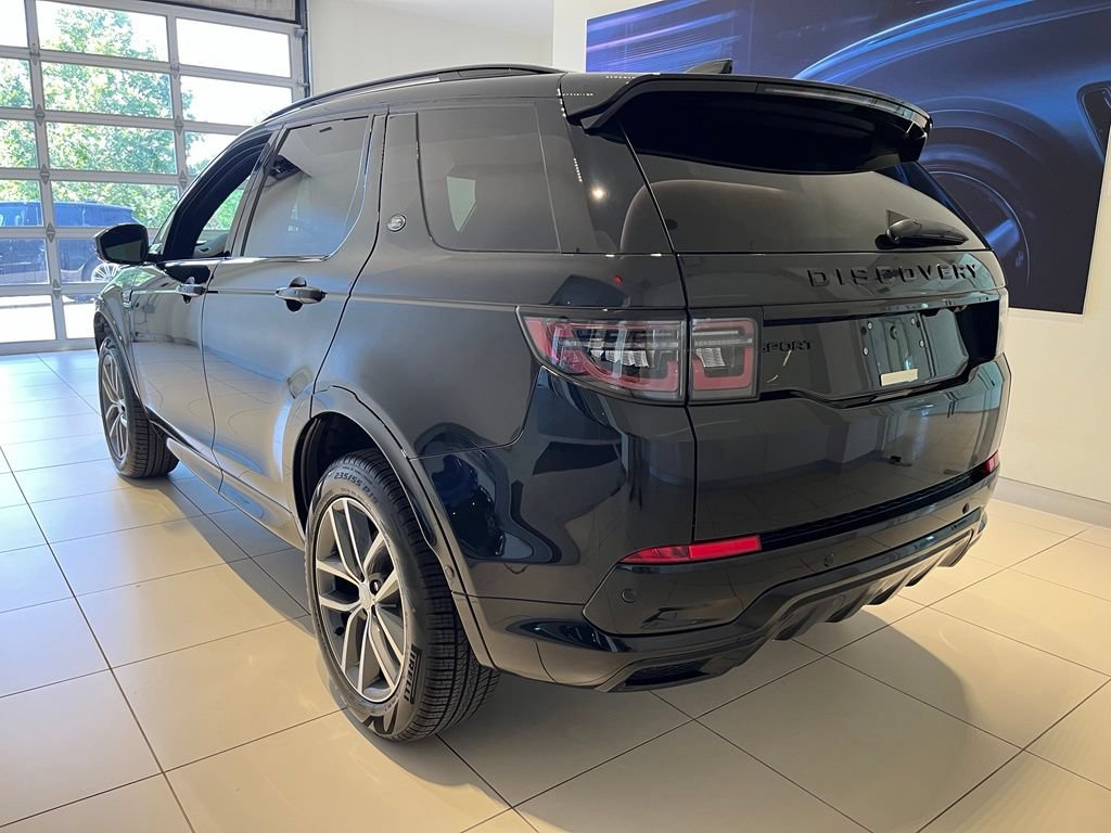 Used 2026 Land Rover Discovery Sport Landmark AWD/4WD image 2