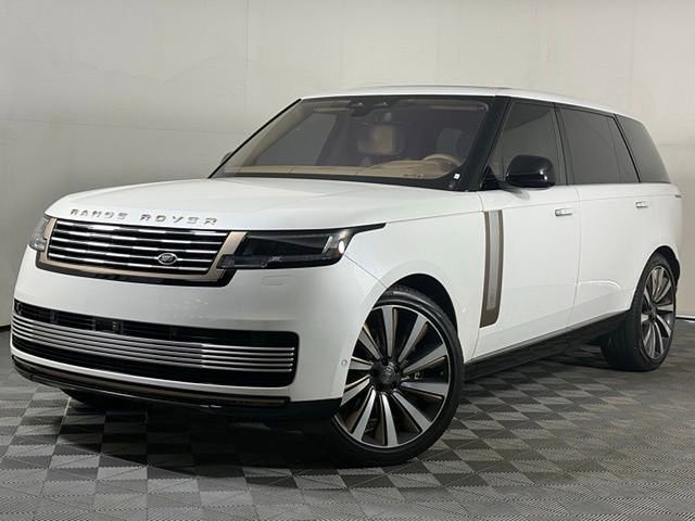 Used 2023 Land Rover Range Rover SV image 1