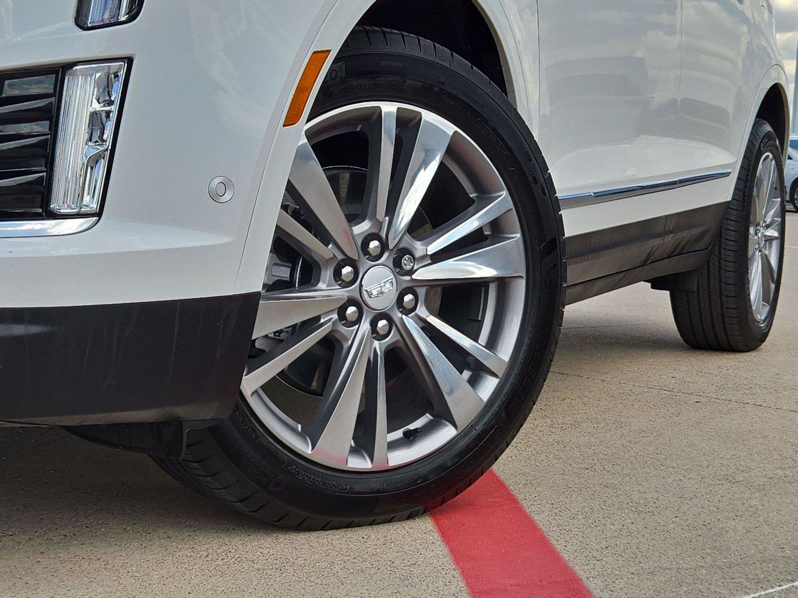 New 2026 Cadillac XT5 Sport AWD/4WD image 8