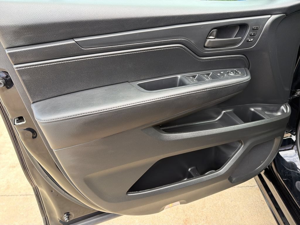 Certified 2025 Honda Odyssey Sport-L image 14