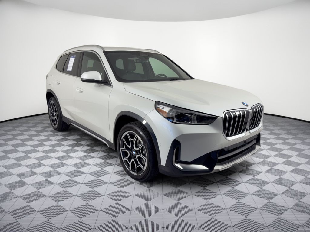 Certified 2026 BMW X1 xDrive28i AWD/4WD image 7
