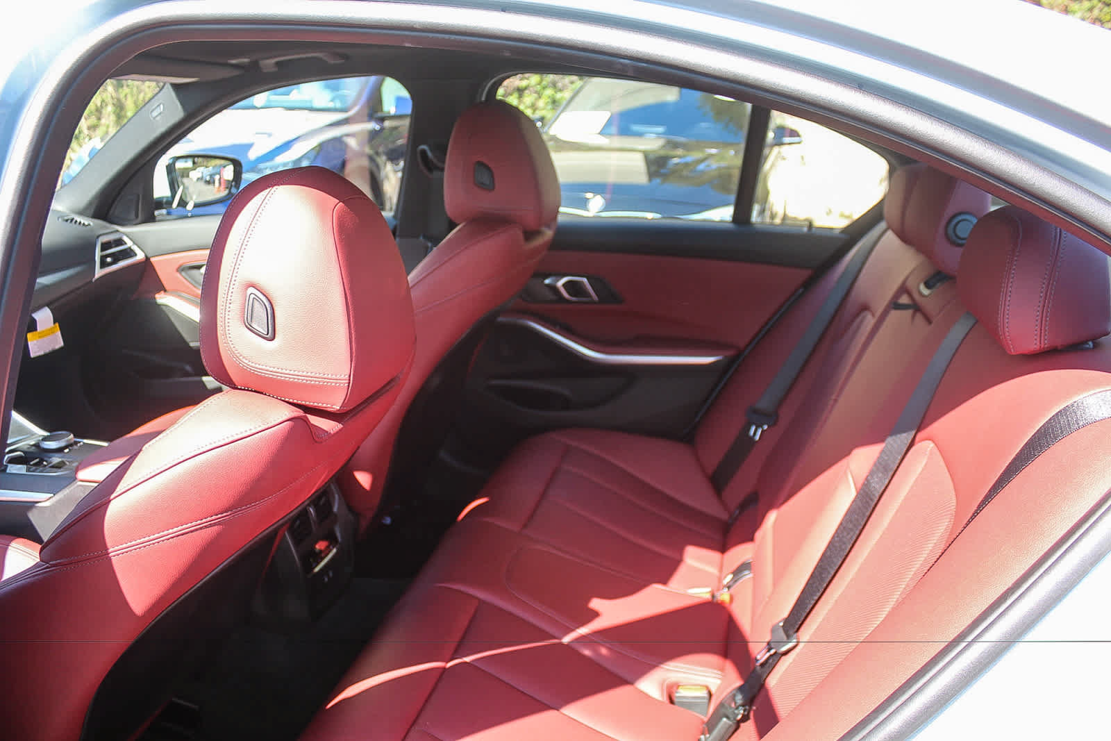 Used 2026 BMW 330i Sedan w/ M Sport Package RWD image 17