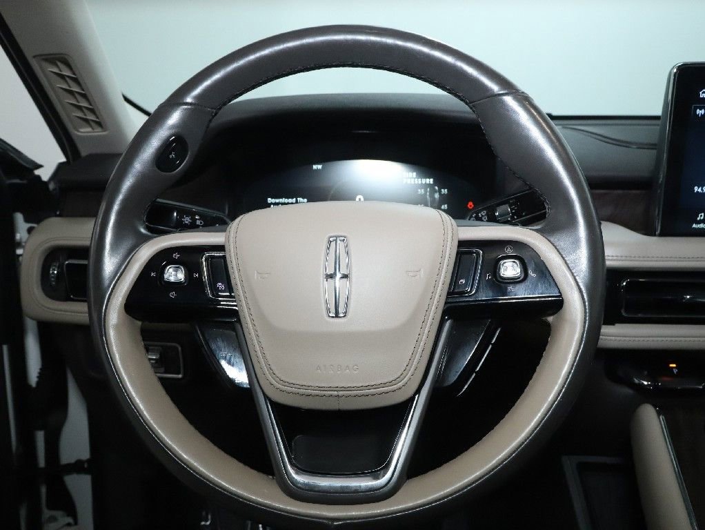 Used 2020 Lincoln Aviator Reserve w/ Equipment Group 201A image 22