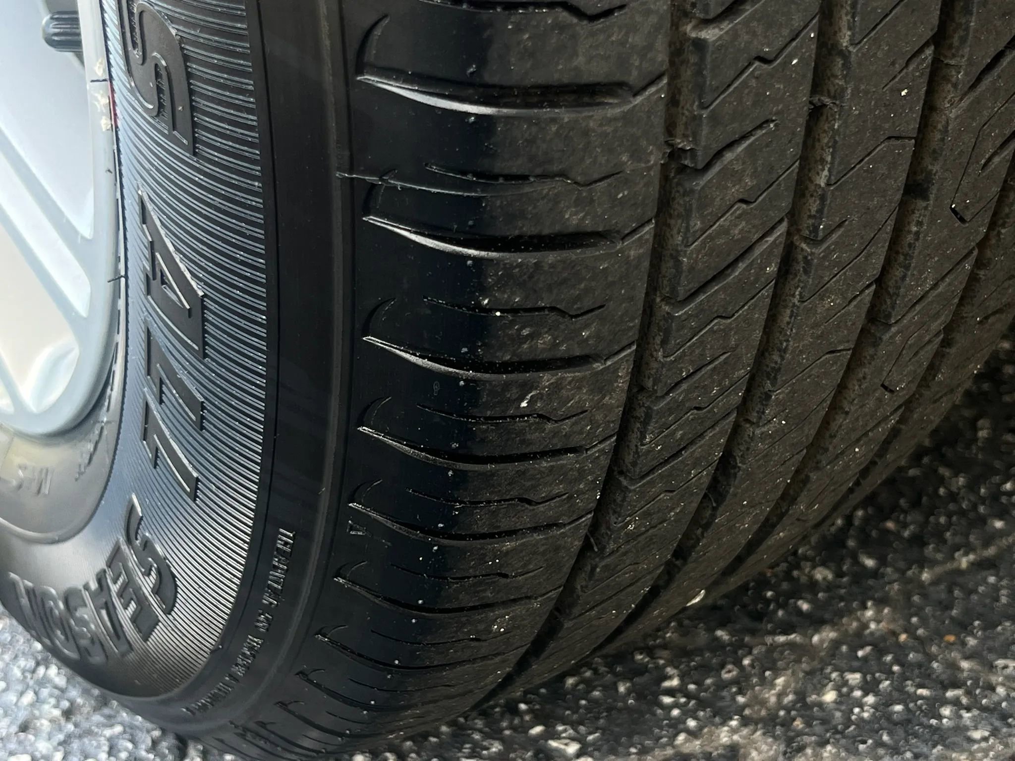 Used 2017 Cadillac XT5 Luxury w/ Driver Awareness Package FWD image 48