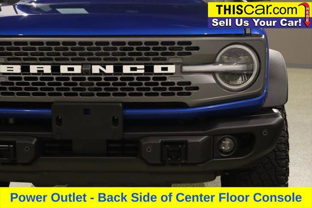 Used 2023 Ford Bronco Badlands w/ Sasquatch Package image 16