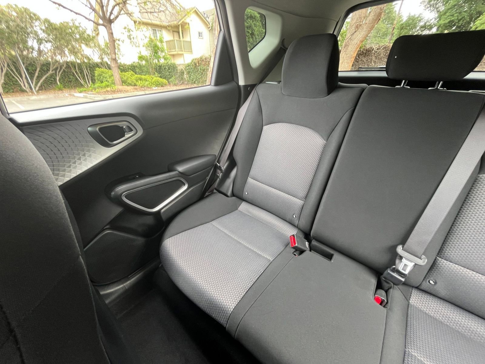 Used 2025 Kia Soul LX w/ LX Technology Package image 37