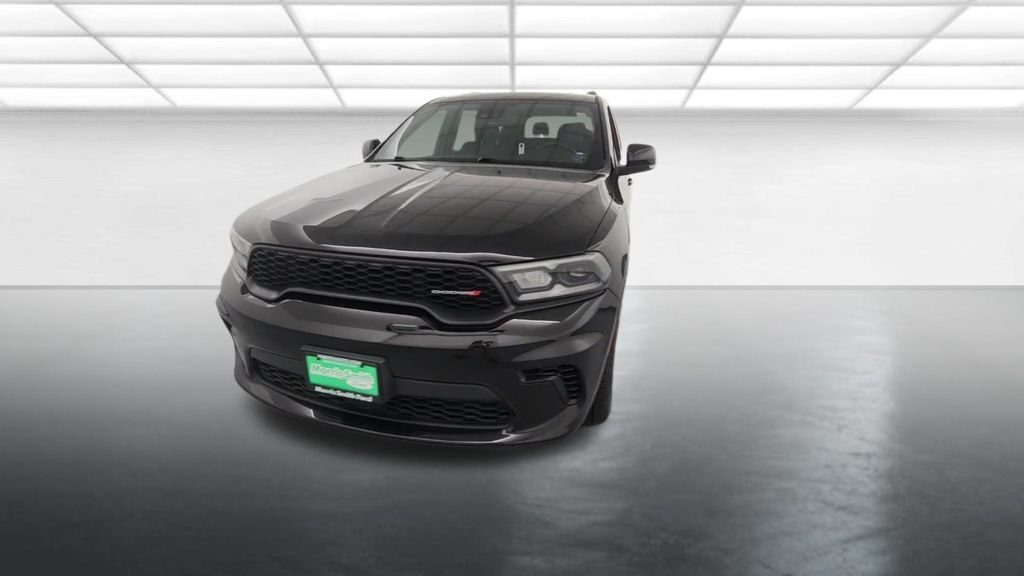 Used 2024 Dodge Durango GT AWD/4WD image 2