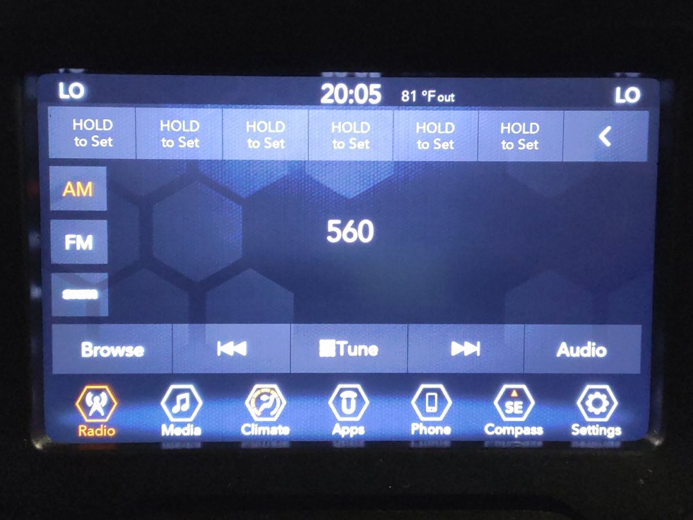 Used 2020 Jeep Renegade Altitude FWD image 25