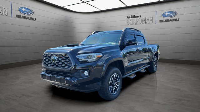 Used 2023 Toyota Tacoma TRD Sport w/ Black Out Package (TMS) AWD/4WD image 11