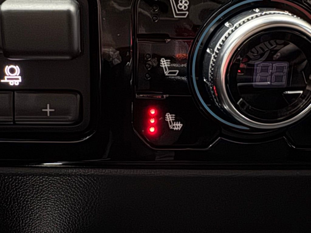 Used 2023 GMC Sierra 1500 SLT w/ SLT Premium Plus Package image 7