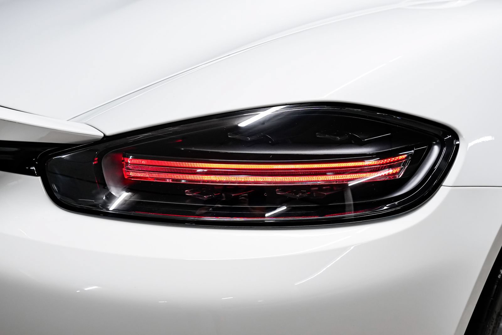 Used 2022 Porsche 718 Boxster Spyder RWD image 33