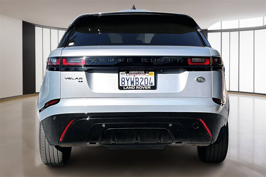 Used 2021 Land Rover Range Rover Velar R-Dynamic S image 5