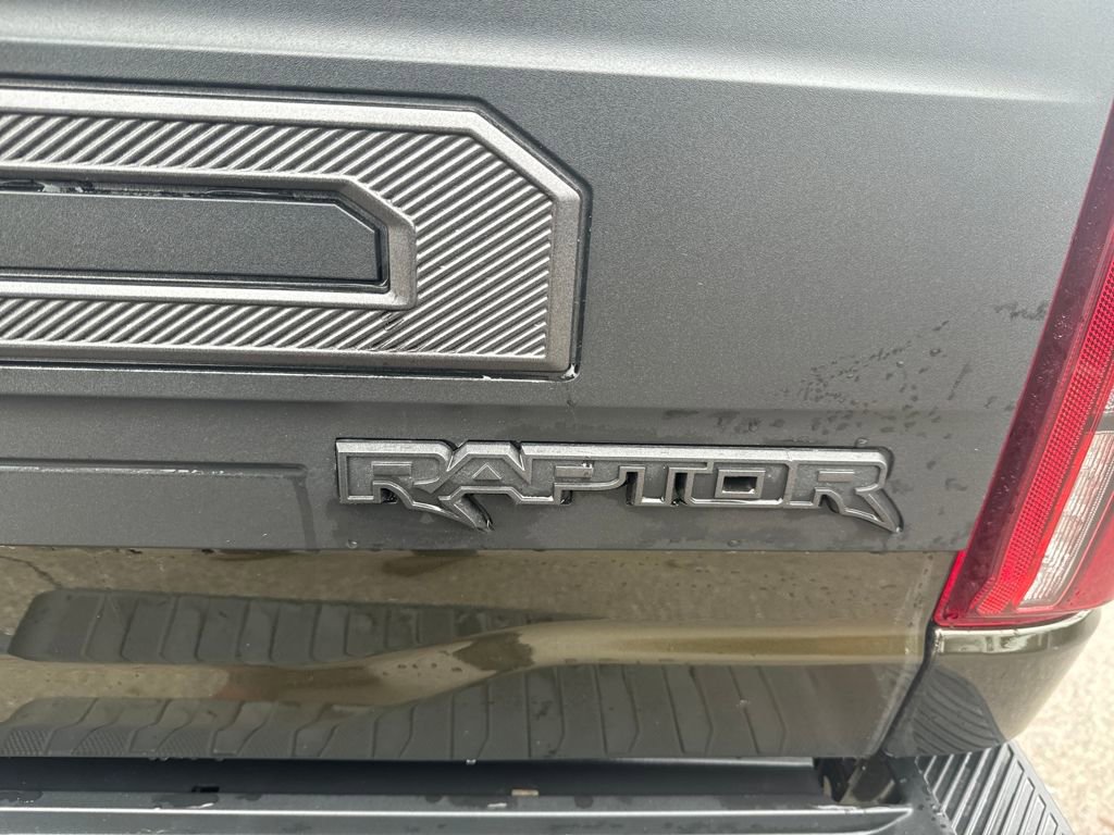 Used 2025 Ford F150 Raptor image 39