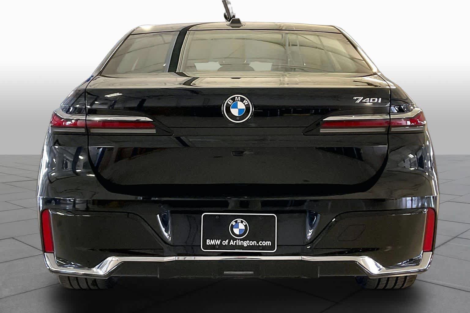 Certified 2025 BMW 740i RWD image 4