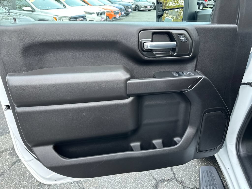Used 2025 Chevrolet Silverado 3500 W/T w/ Snow Plow Prep/Camper Package AWD/4WD image 10