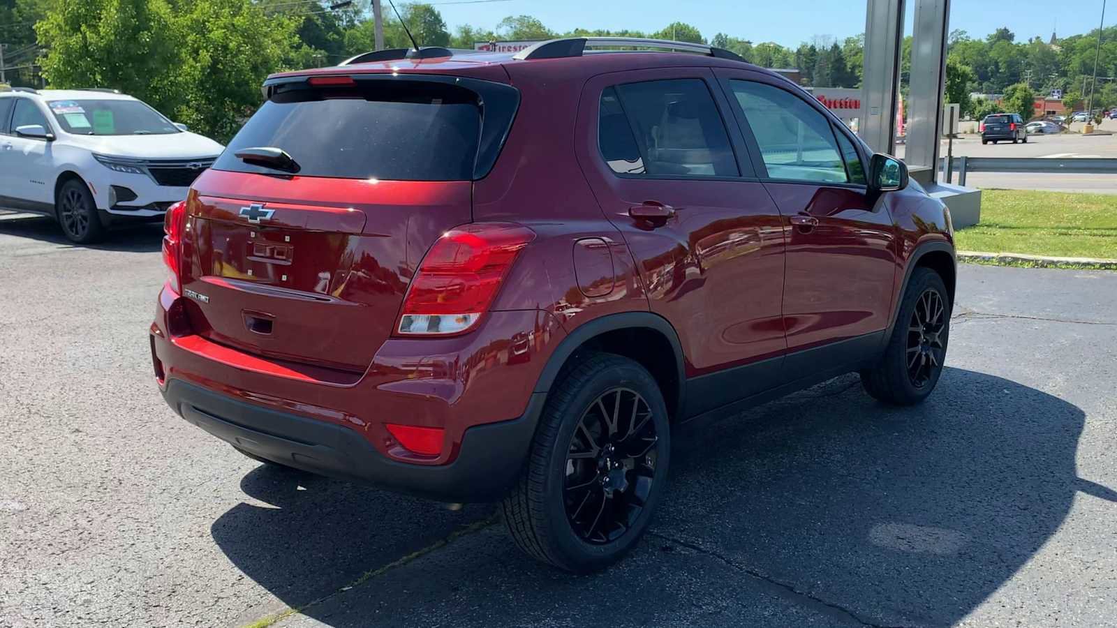 Certified 2022 Chevrolet Trax LT w/ Sport Edition AWD/4WD image 8