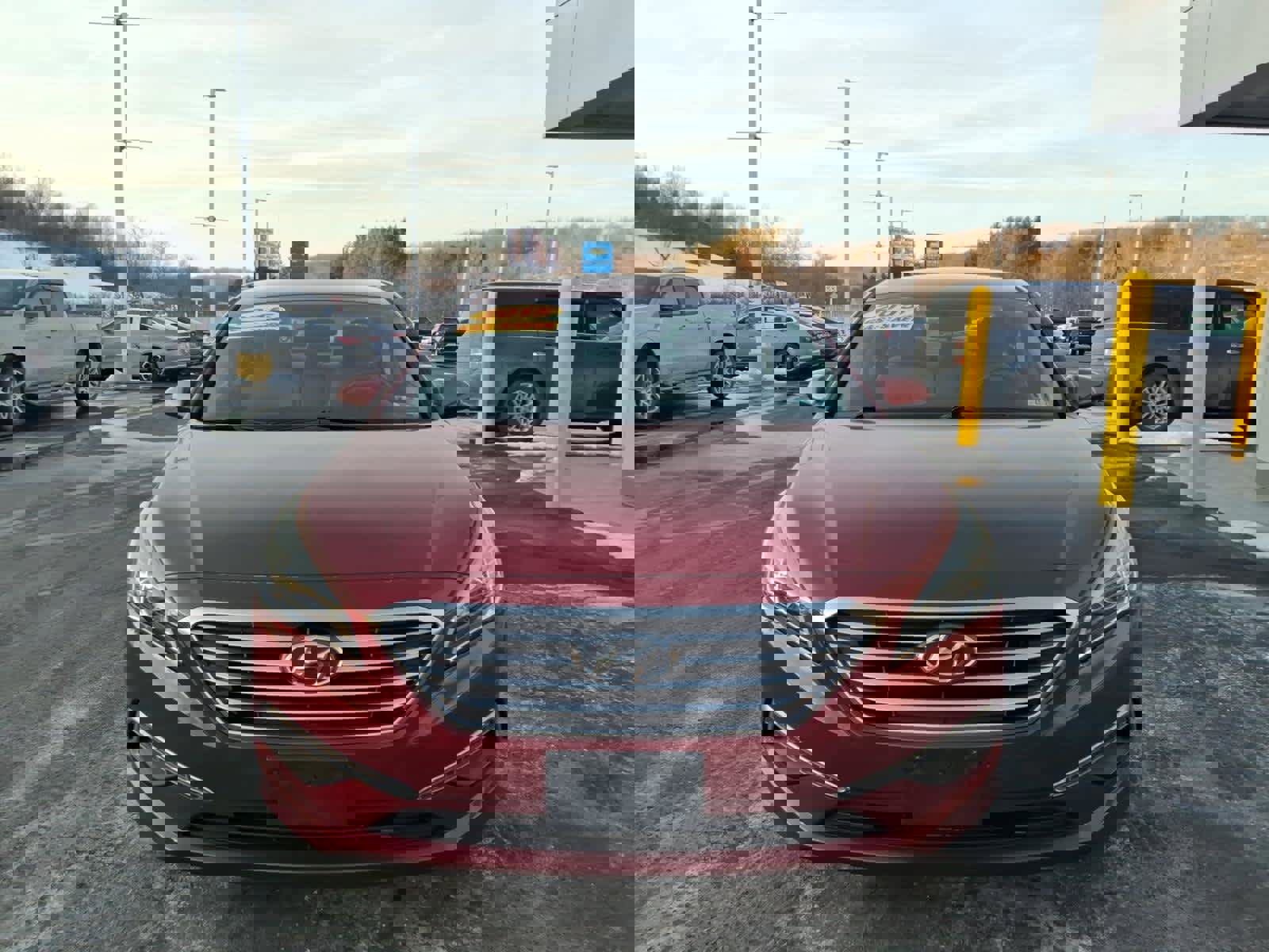 Used 2015 Hyundai Sonata SE image 3