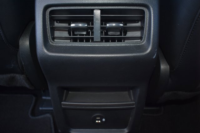 Used 2022 Ford Edge SEL image 33