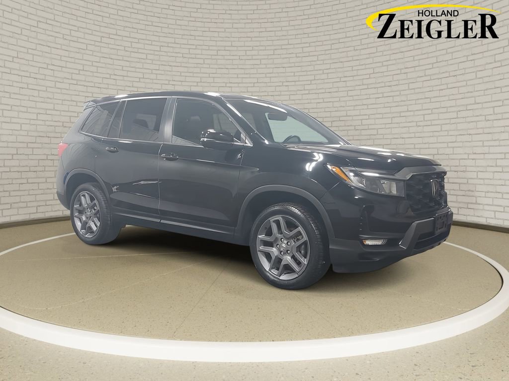 Used 2023 Honda Passport EX-L image 3