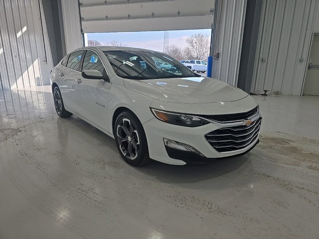 Used 2024 Chevrolet Malibu LT image 9