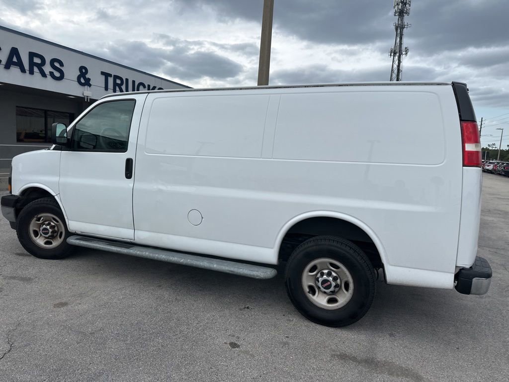 Used 2017 GMC Savana 2500 RWD image 15