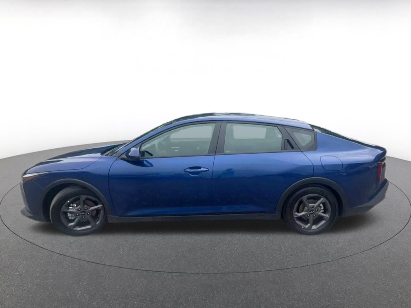 Used 2026 Kia K4 FWD image 8
