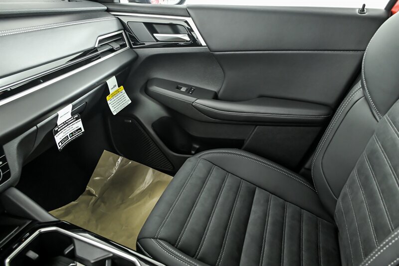 New 2026 Mitsubishi Outlander LE FWD image 27