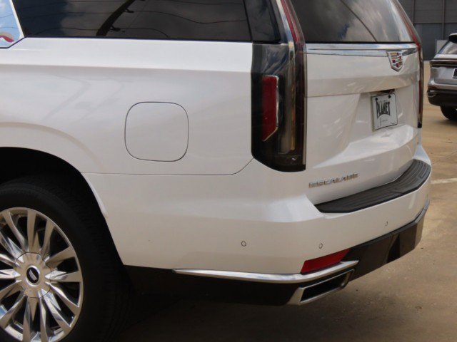 Used 2023 Cadillac Escalade ESV Premium Luxury image 14