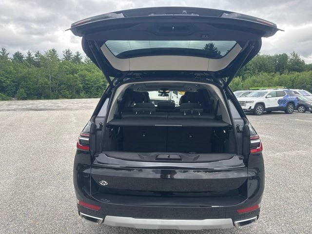 Used 2024 BMW X7 xDrive40i w/ Premium Package AWD/4WD image 29