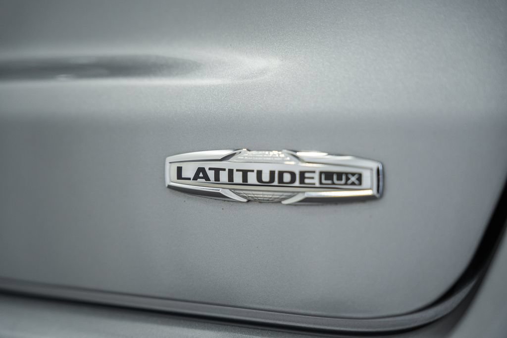 Certified 2022 Jeep Compass Latitude AWD/4WD image 7