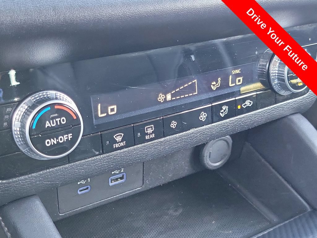 Used 2023 Mitsubishi Outlander SE FWD image 15