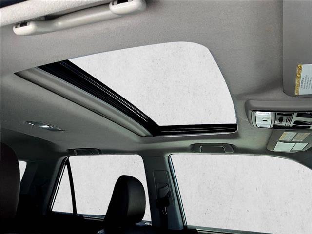 Used 2022 Toyota 4Runner Limited RWD image 17