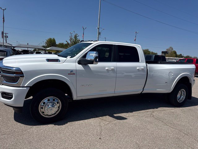 New 2027 RAM 3500 Limited AWD/4WD image 3