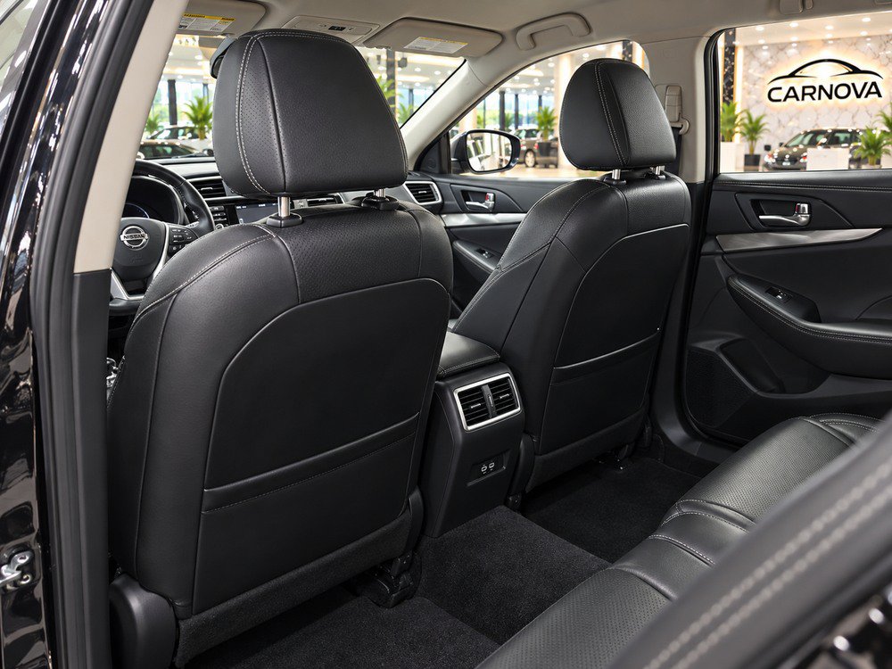 Used 2020 Nissan Maxima 3.5 SV w/ Floor Mat Group FWD image 14