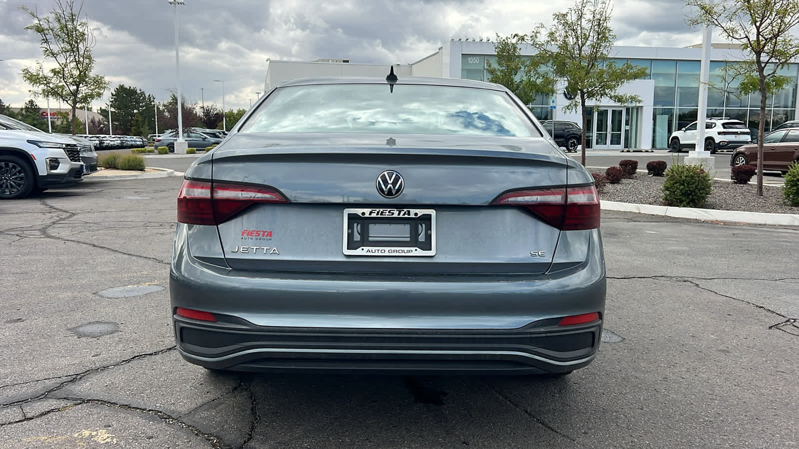 Certified 2022 Volkswagen Jetta SE FWD image 6