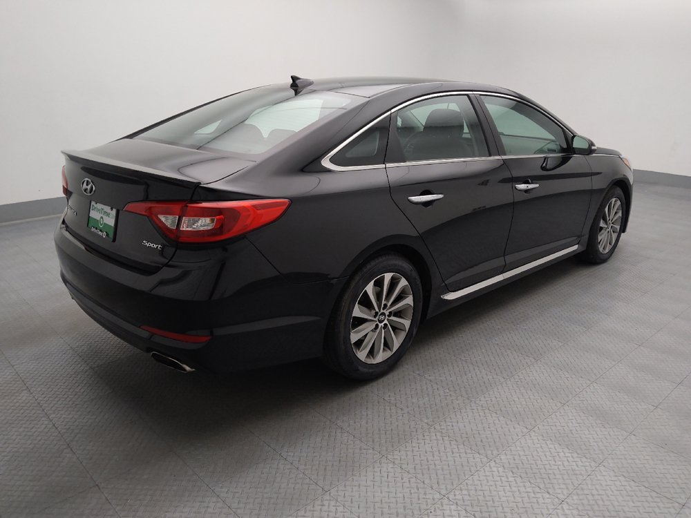 Used 2017 Hyundai Sonata Sport w/ Value Edition Package 02 FWD image 10