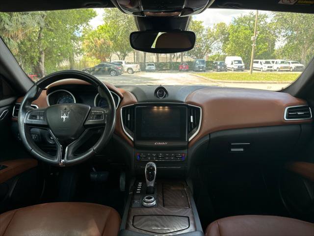 Used 2018 Maserati Ghibli S Q4 AWD/4WD image 24