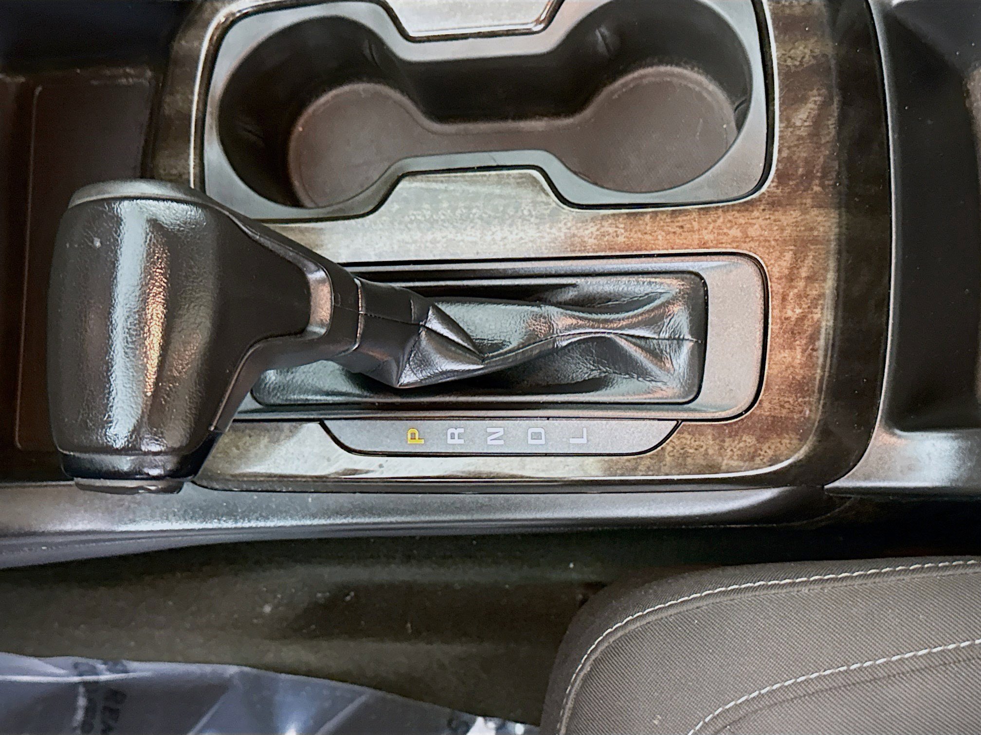 Used 2017 GMC Canyon SLE image 20