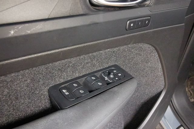 Used 2023 Volvo C40 P8 Recharge Plus AWD/4WD image 10