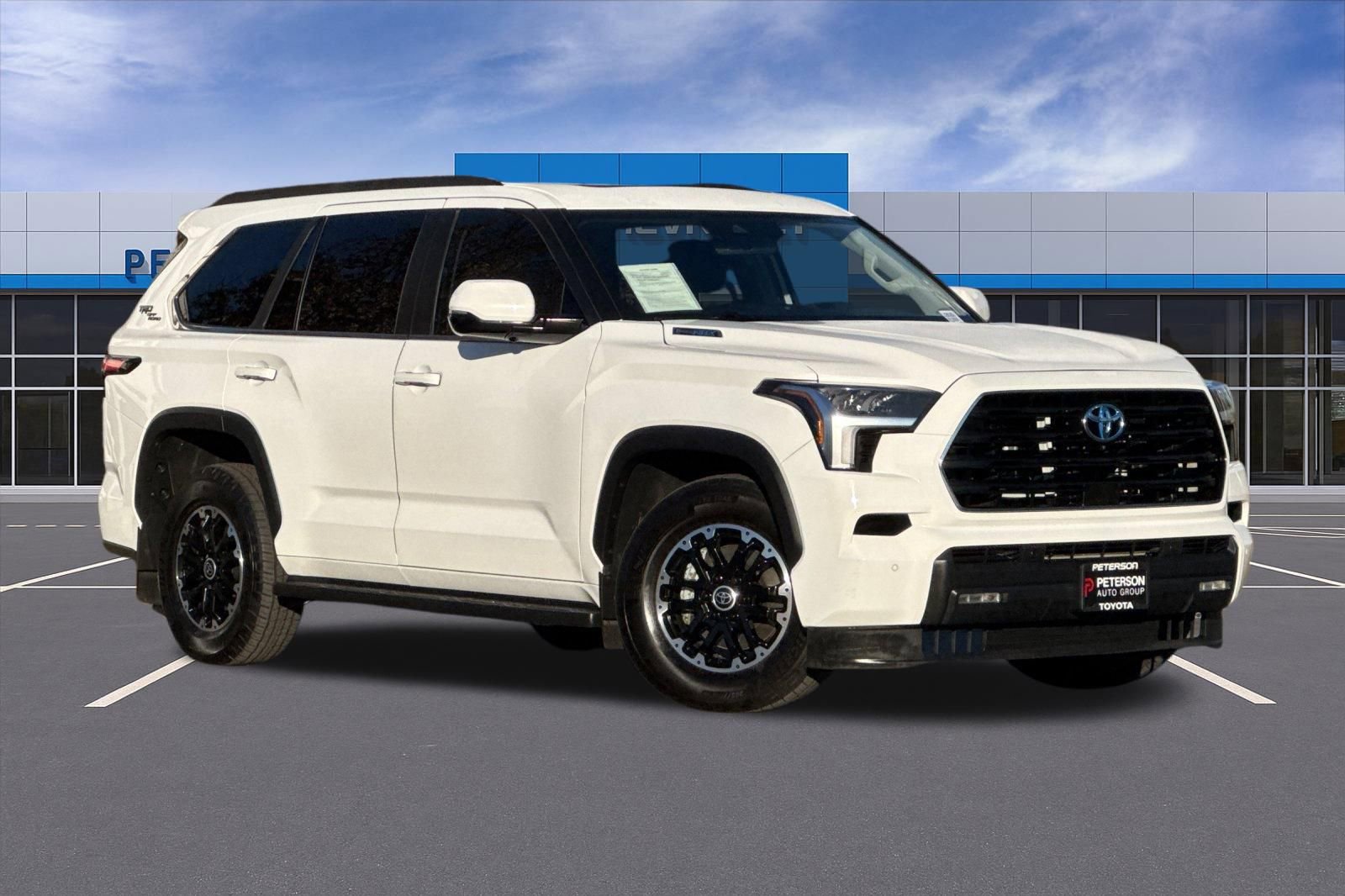 Used 2024 Toyota Sequoia SR5 image 2