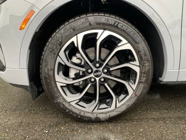New 2026 Lincoln Nautilus Reserve AWD/4WD image 11